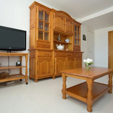 Well-kept With Views Of The Sea, Two Swimming Pools Near *