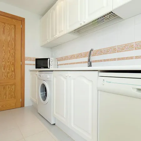 Well-kept With Views Of The Sea, Two Swimming Pools Near *